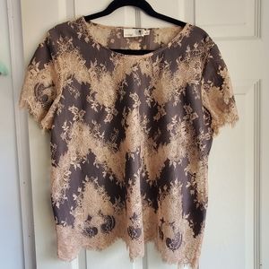 Gray and peach lace blouse Size: Xl Brand: Everleigh  60% Cotton 40% Nylon